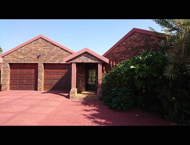 4 BEDROOM HOUSE SOLD IN FLORAUNA